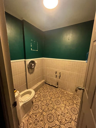 Arriendo Local Comercial Pedro De Valdivia, Ñuñoa. 150 Mt2