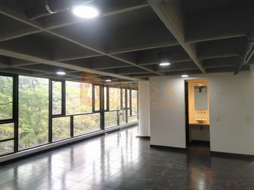 Imagen 30 de 30 de Oficinas En Arriendo Poblado 643-4645