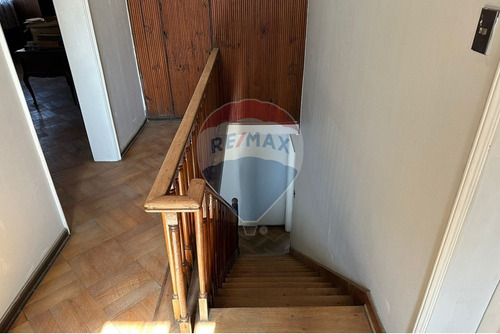 Oportunidad Inversión Clásica Casa Ñuñoína Aislada