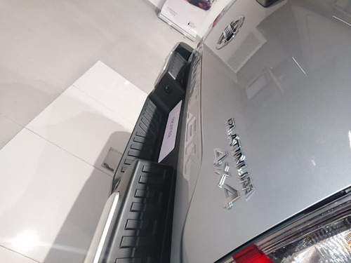 Imagen 10 de 25 de Nissan Frontier 2023 2.3bt Platinum 4x4 At L22