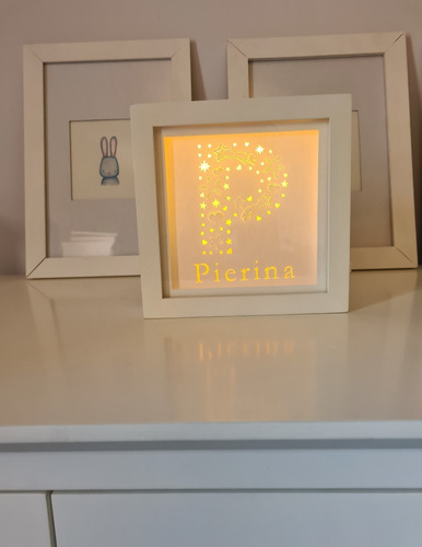 Imagen 2 de 3 de Velador Led Infantil Tamaño Chico Con Nombre - Estrellas