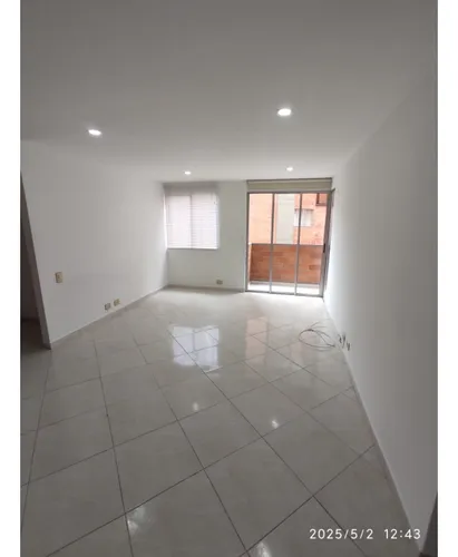 Apartamento Para Arriendo En Envigado - Otra Parte