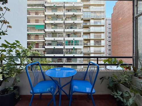 Departamento De 2 Dormitorios Con Cocina Separada En Parque España