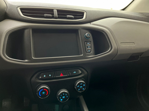 Chevrolet Onix 1.4 MPFI LT 8V FLEX 4P MANUAL