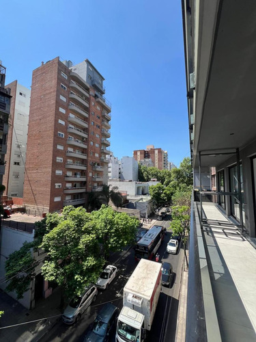 Departamento De 3 Ambientes A Estrenar En Flores. Full Amenities Premium