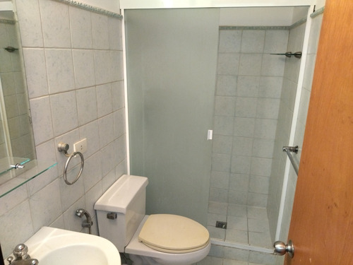 Imagen 11 de 26 de Townhouse Remodelado En Nueva Casarapa
