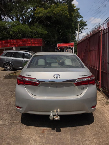 Imagem 2 de 7 de Sucata Toyota Corolla 14/15 Prata 154cvs