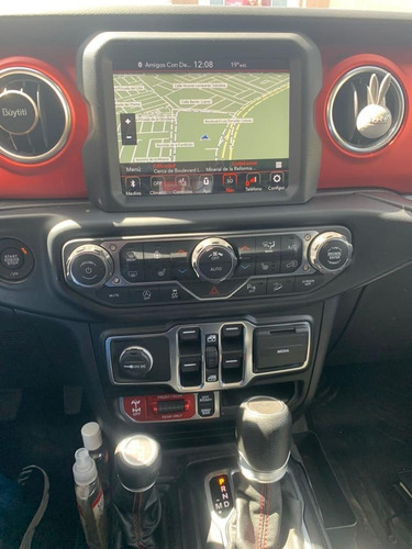 Imagen 14 de 15 de Jeep Rubicón 2021