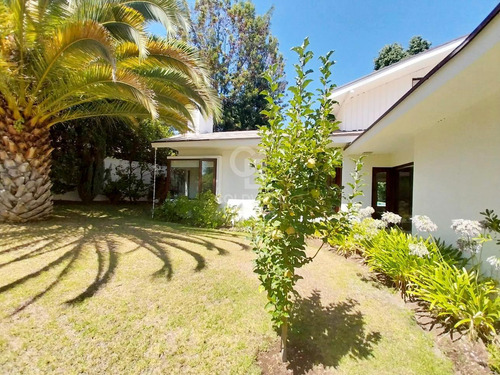 Amplia Casa General Blanche