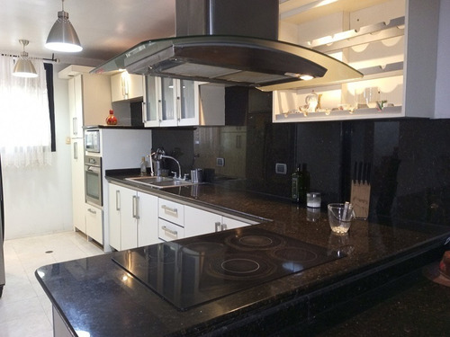 Imagen 1 de 15 de Gabriela Giron Vende Townhouse En El Rincon, Mañongo, Naguanagua Inth-053