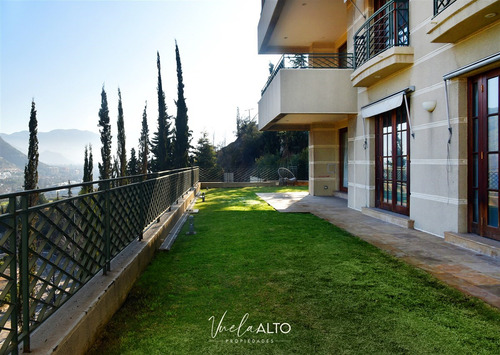 Depto.subida Sta. Teresa Vitacura / Jardin Y Piscina Privada