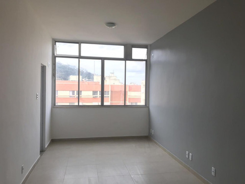 Imagem 3 de 13 de Apto Laranjeiras | 0 Quarto | 24 M² | Cond: R$510.00 | 0 Vagas - Tl0lxn