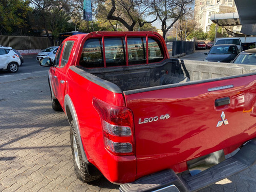 Imagen 4 de 11 de Mitsubishi L-200 2.4 Katana Crt 2017