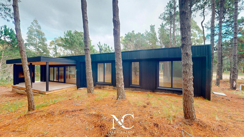 Casa En Venta En Villarobles - Villa Robles
