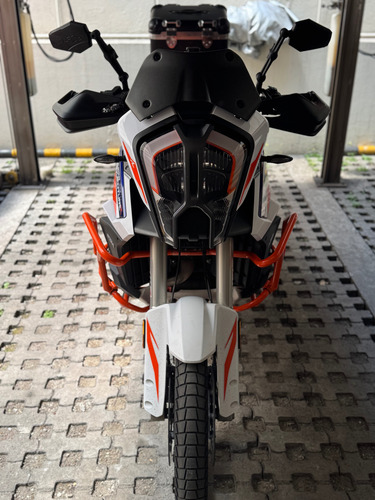 Ktm Super Adventure R Con Bastantes Extras