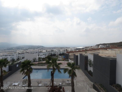 Imagen 1 de 14 de Casa En Zibata Con Vistas Espectaculares A Todo El Valle Lpd 22-407