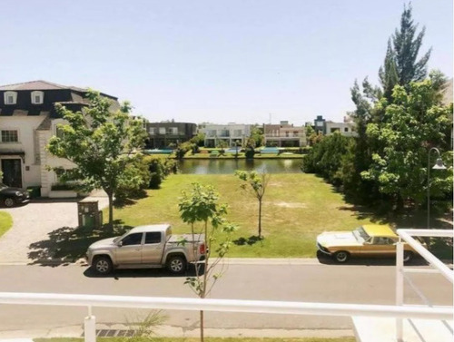 Casa En Venta En Los Alisos, Nordelta, Tigre!