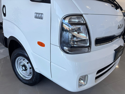 Kia Bongo 2.5 k2500 4x4 3 lugares Com Ar condicionado