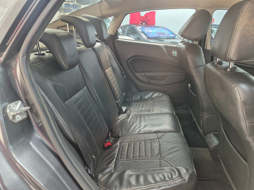 Ford Fiesta Sedan 1.6 16v Titanium Flex Powershift 4p