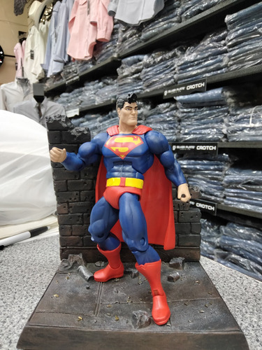 Dc Multiverse Superman, Dark Knight Return, 30 Anniversary!! (Usado)