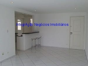 Imagem 4 de 15 de Apartamento 90m², 02 Dormitórios (sendo 01 Suíte), 02 Banheiros E 01 Vaga Na Garagem. Condomínio Com Portaria E Segurança 24hrs. Excelente Localizaç - 21042109 - 69420086