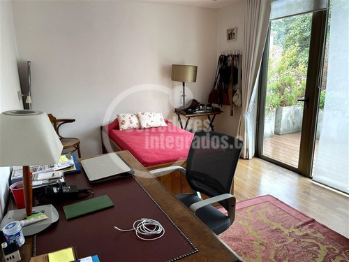 Imagen 17 de 19 de Casa En Venta De 5 Dorm. En Vitacura