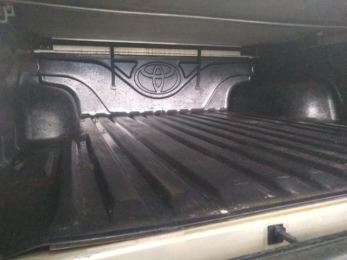 Toyota Hilux 3.0 Cd Srv 171cv 4x2 - B3