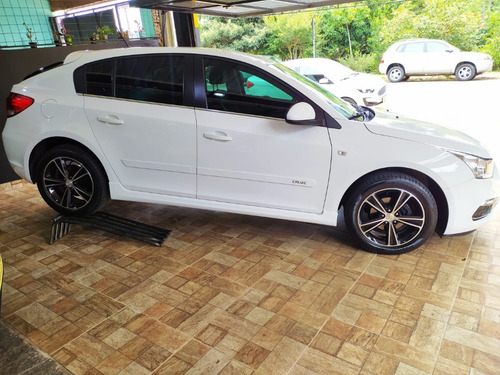 Imagem 5 de 12 de Chevrolet Cruze Sport6 Lt Ecotec 1.8 Automático 2016