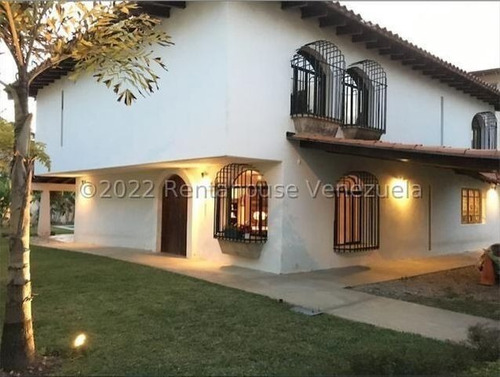 Imagen 16 de 17 de Livy Ramirez Vende Casa En Cumbres De Curumo Mls #22-16794