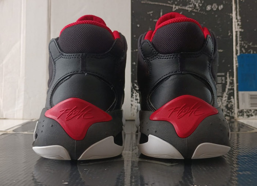 Tenis Mj Max Aura 4 Chicago (25cm) Flight Fire Red Bred Mvp (Usado)