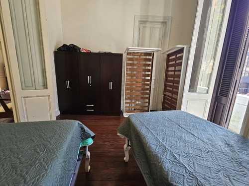 Casa En El Centro De 8 Dormitorios Y 3 Baños, Ideal Hogar Estudiantil O Empresa