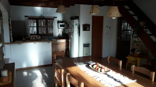 Imagen 8 de 17 de Complejo De 2 Cabañas