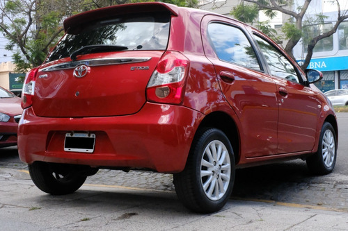 Toyota Etios Xls
