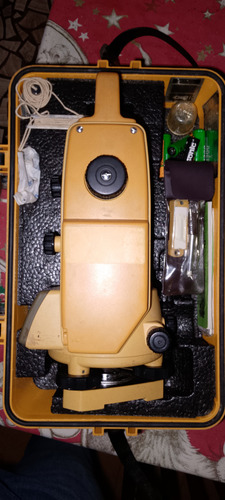 Teodolito Digital Electrónico Topcon Dt-20b (Usado)