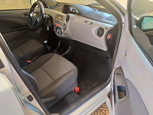 Imagem 14 de 14 de Toyota Etios Xls 1.5 16v Flex