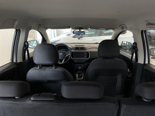 Imagen 14 de 20 de Chevrolet Spin Lt 5a 2023 Af