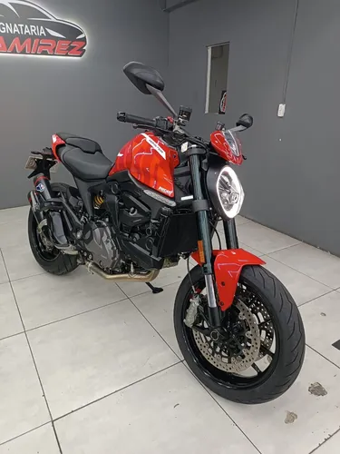 Ducati Monster 937