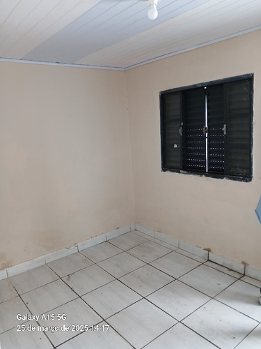Casa Simples , Centro , Porto Feliz-sp , 3 Dormitorios 2 Banheiros Sem Garagem