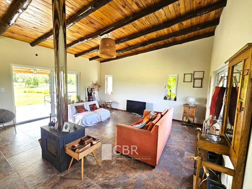 Lindísima Casa De 4 Amb. (164 M2) S/lote De 1,17 Ha. Con Pileta!