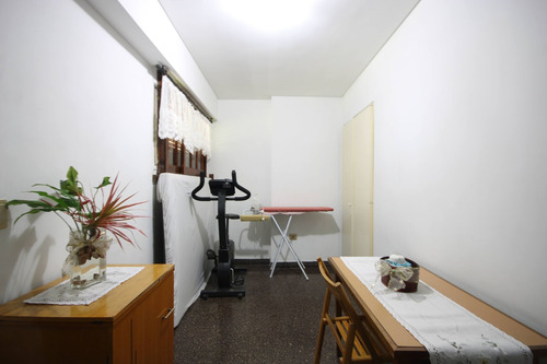 Imagen 26 de 30 de Venta Casa 7 Ambientes Caballito Pileta Cocheras