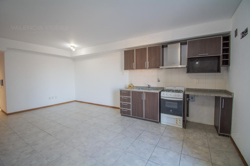 Venta Departamento 3 Ambientes Con Cochera En Haedo