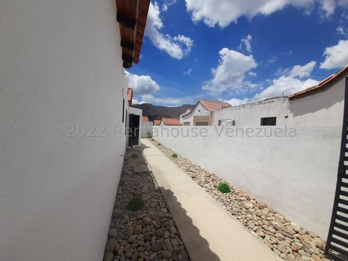 Imagen 12 de 30 de Julio Latouche Rentahouse Carabobo Vende Casa La Cumaca 22-21555 Jj33