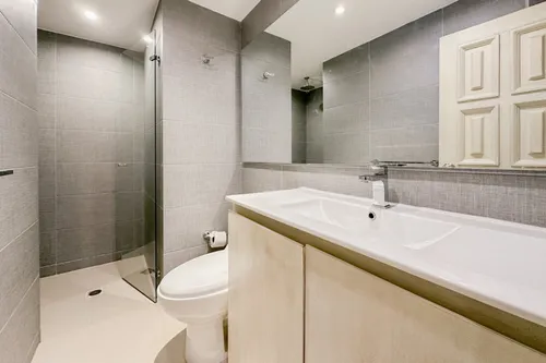 Apartamento En Arriendo/venta En Los Rosales. Cod A7005