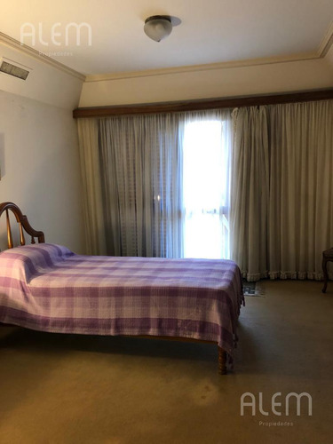 Casa En Lomas De Zamora Oeste