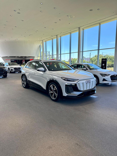 Audi Q6 E-Tron 0.0 Quattro S Line (100 Kwh)