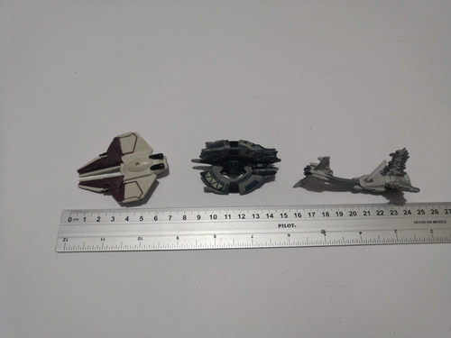 Rebel Assault Frigate Jedi Starfighter Tri Droid Loose Set (Usado)