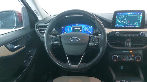 Ford Escape 2.5 HEV TITANIUM CVT