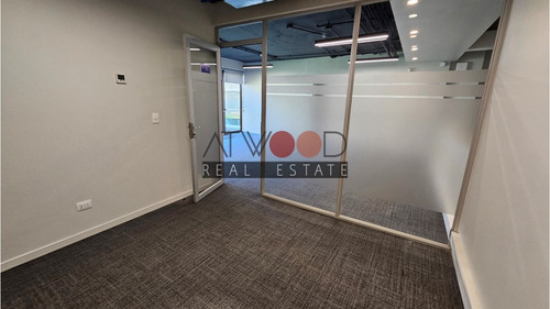 Local / Oficina 289 M2 Con Patio