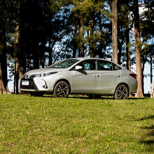 Imagen 13 de 13 de Toyota Yaris Sedán Xls At Tss - 0km Olivera Automotores