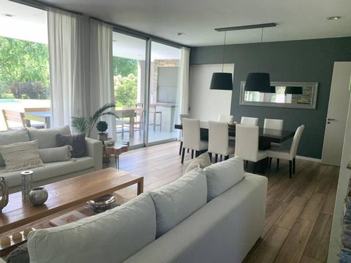 Imagen 11 de 30 de Excelente Casa Muy Moderna, Lote A Espacio Común, Increible Vista